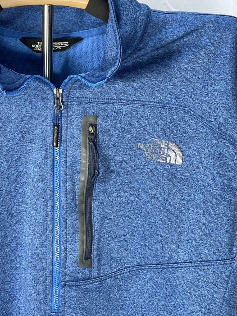 The North Face Men's Heathered Royal Blue Half-Zip Pullover w/Black Accents - Picture 2 of 8
